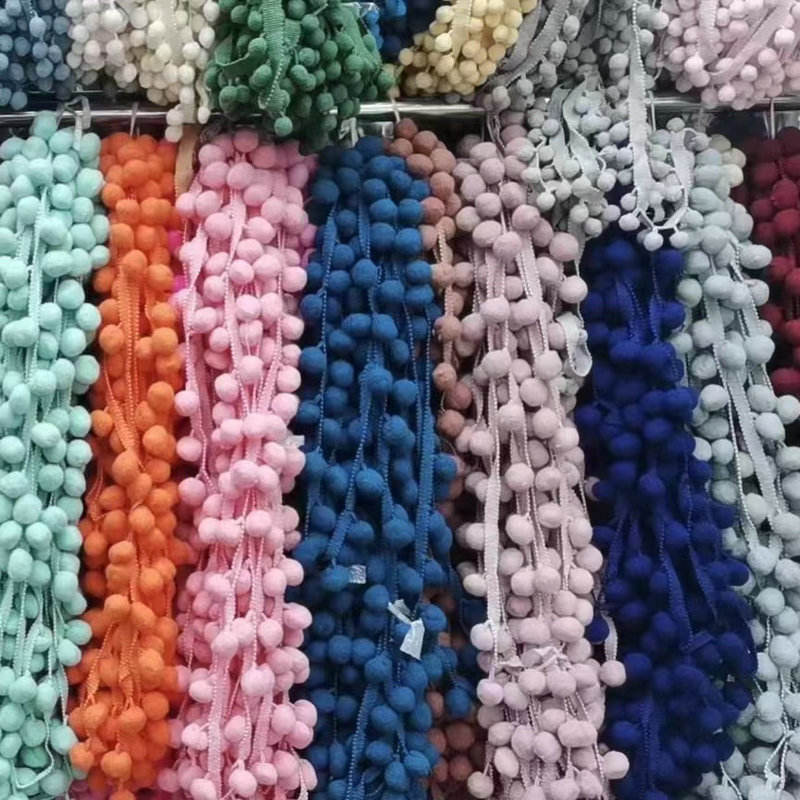Multi Colors Ball Lace Διακοσμητικό σχεδιασμό φούστες Pom Pom
